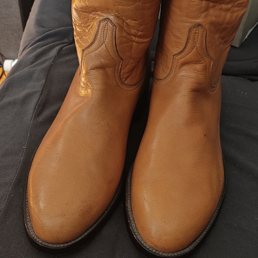Lucchese Tan Ankle Boots with Elastic Panels